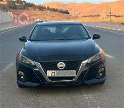 نيسان ألتيما